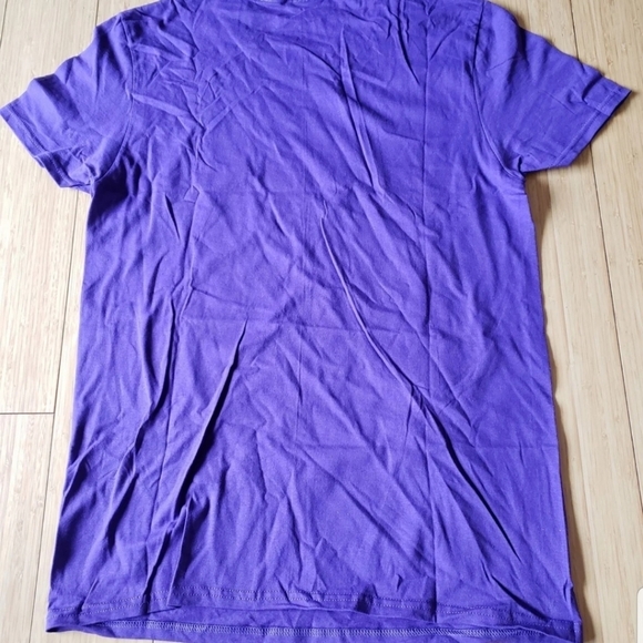 **Host pick**Marvel Tee Shirt - Picture 8 of 8